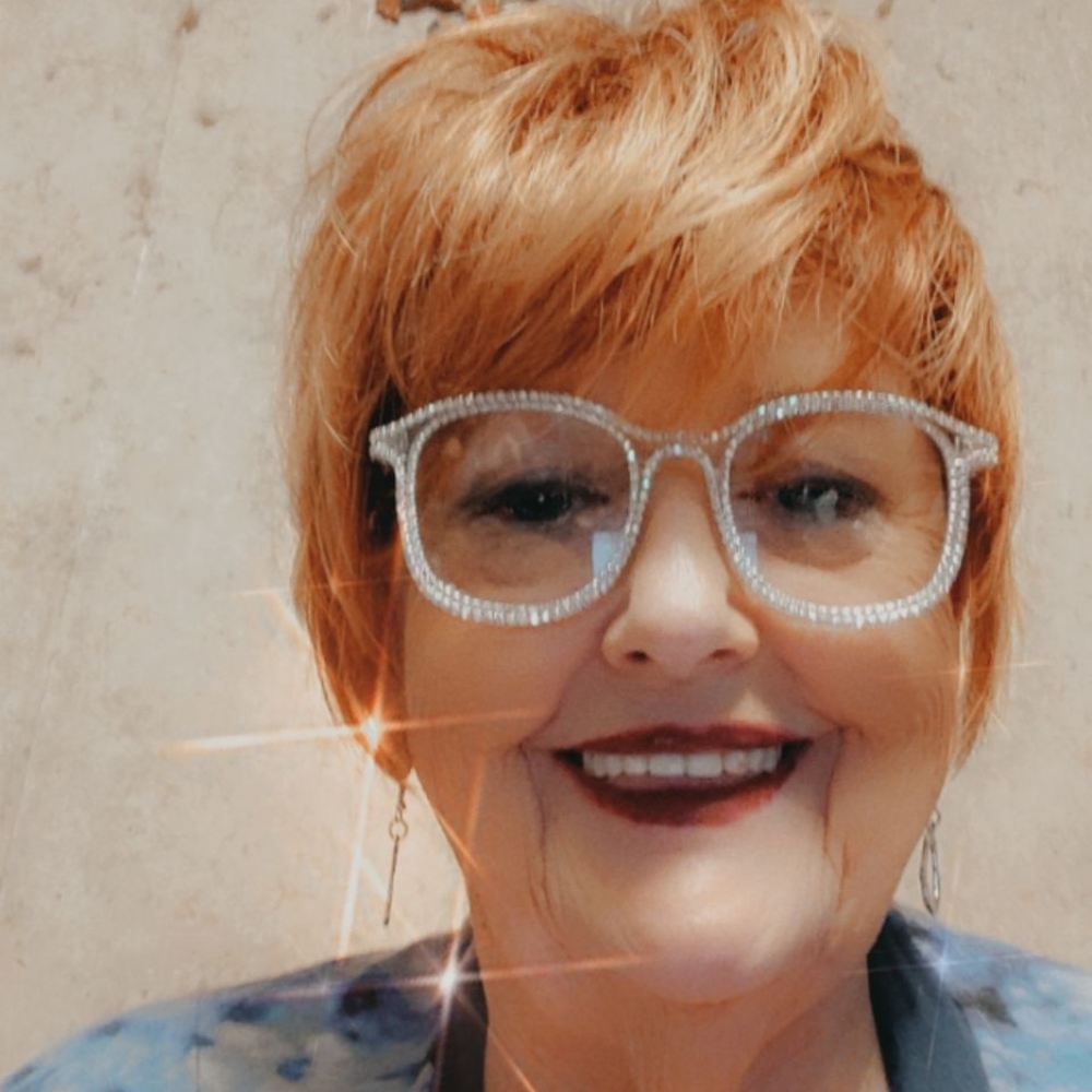 Meet your Posher, Karen